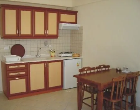 绿洲公寓式酒店 图尔古特雷斯